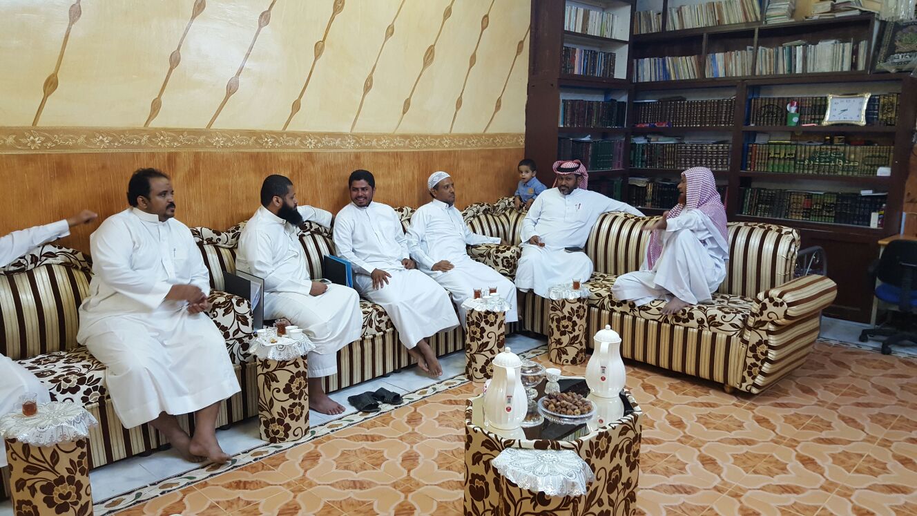 زيارات اللجان التعريفية لأفراد العائلة عام 1436هـ - 2015م
